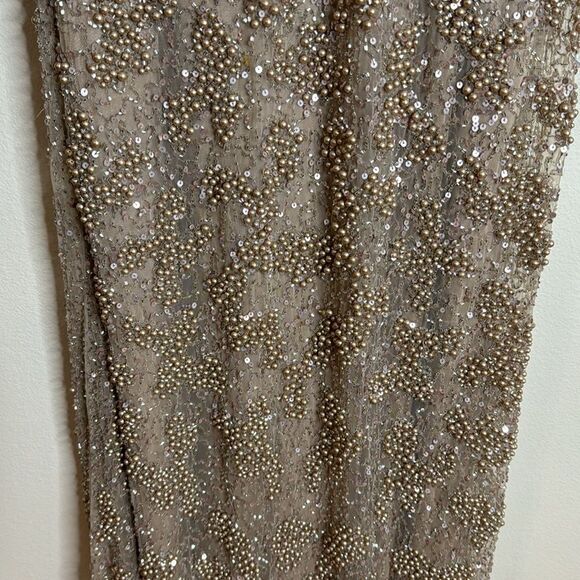 Mac duggal long sleeve sequin beaded sheath gown in mocha style 5177 size 6 - Picture 5 of 16